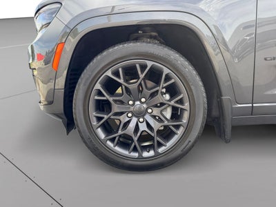 2023 Jeep Grand Cherokee L Summit Reserve