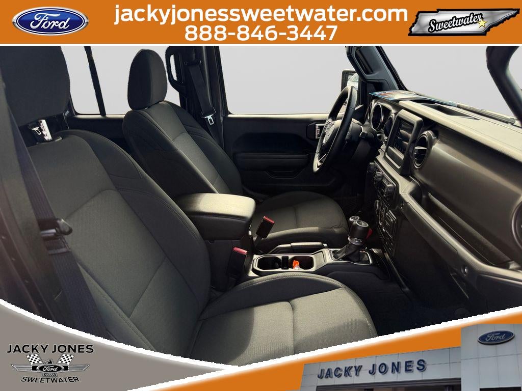 2022 Jeep Gladiator Willys