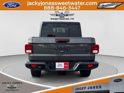 2022 Jeep Gladiator Willys