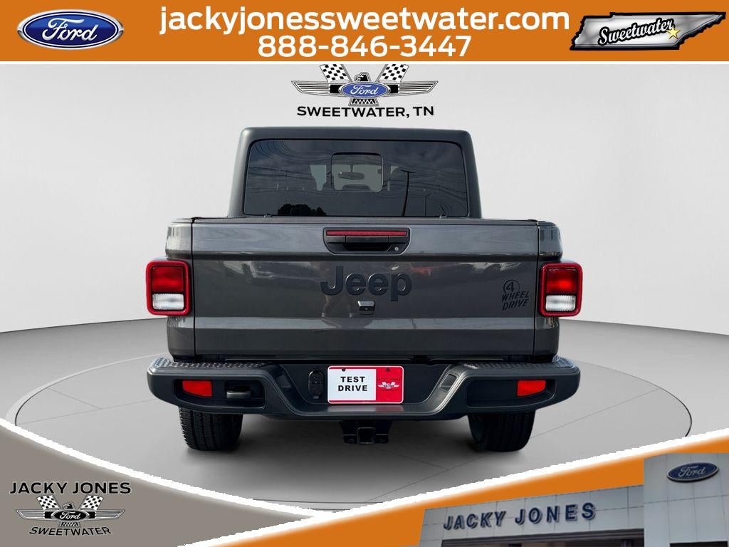 2022 Jeep Gladiator Willys
