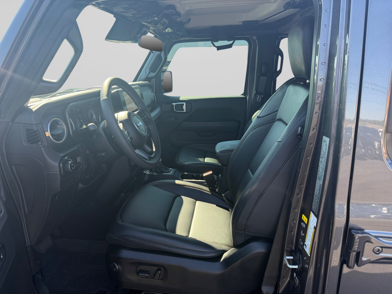 2025 Jeep Gladiator High Tide