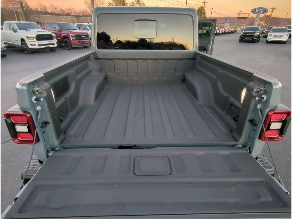 2025 Jeep Gladiator Mojave