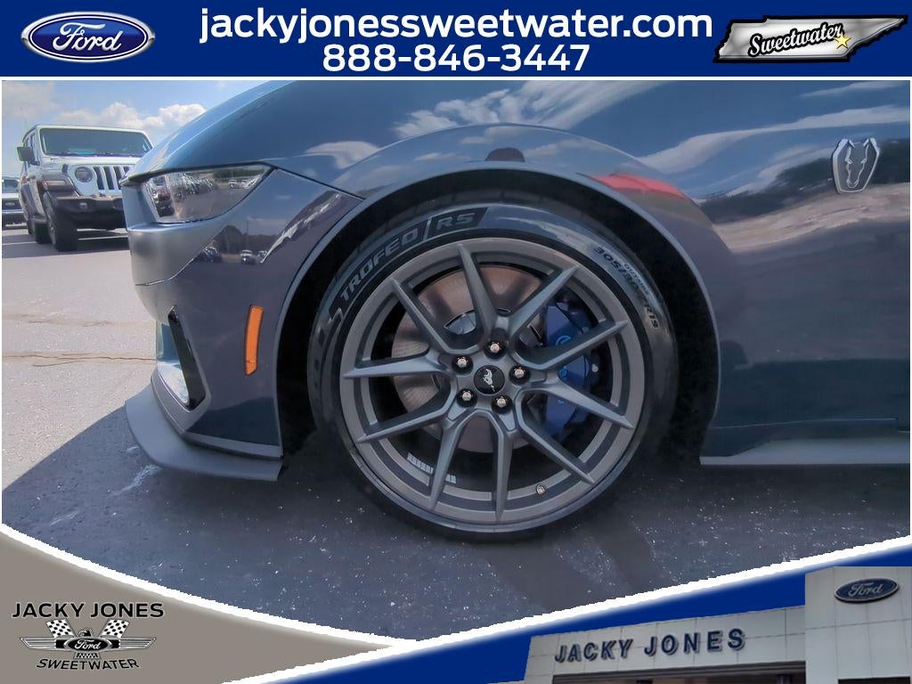 2025 Ford Mustang Dark Horse