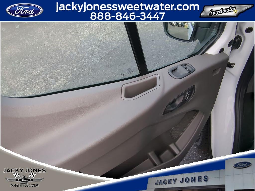 2026 Ford Transit Wagon XL