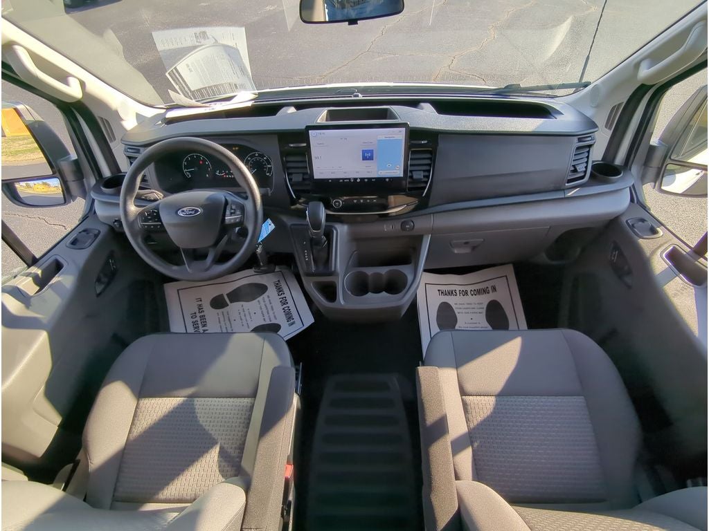 2025 Ford Transit Wagon XLT