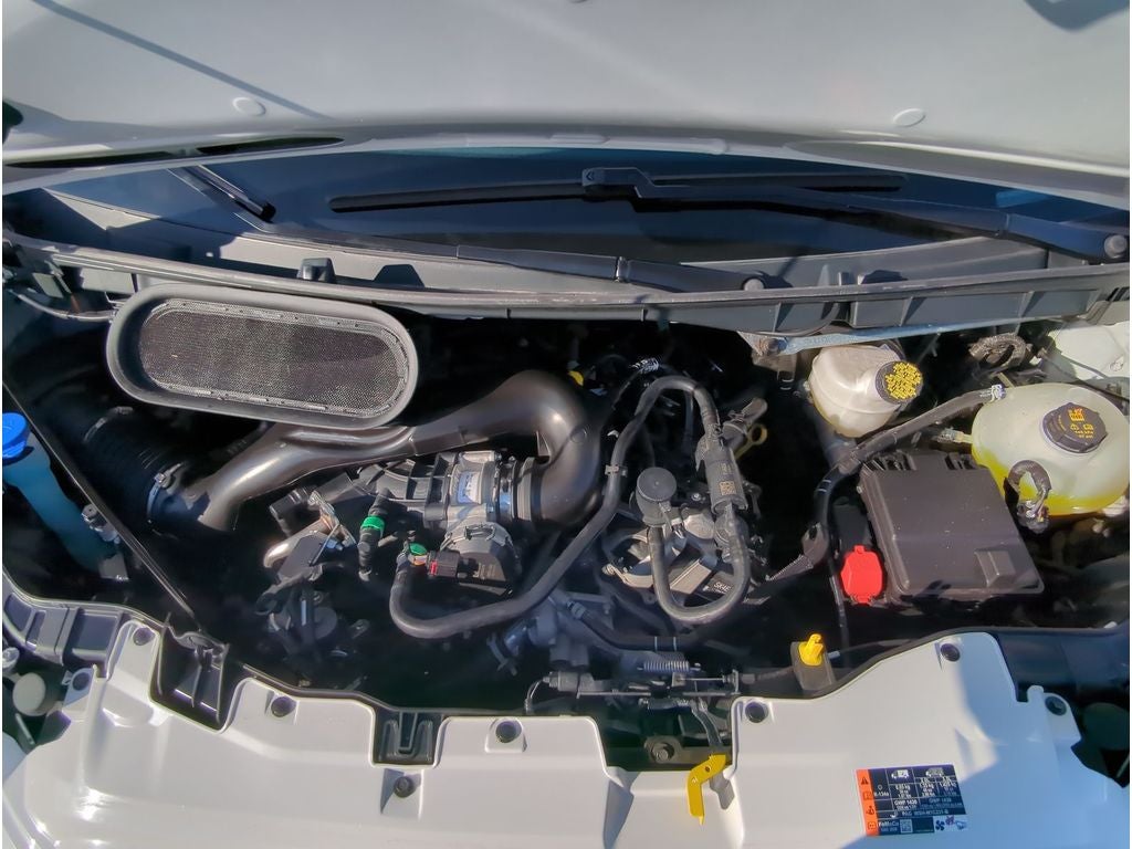 2025 Ford Transit Wagon XLT