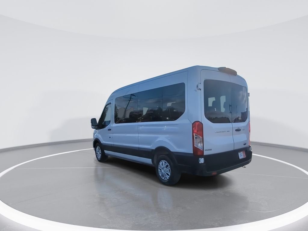 2025 Ford Transit Wagon XLT