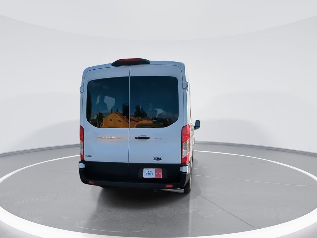 2025 Ford Transit Wagon XLT