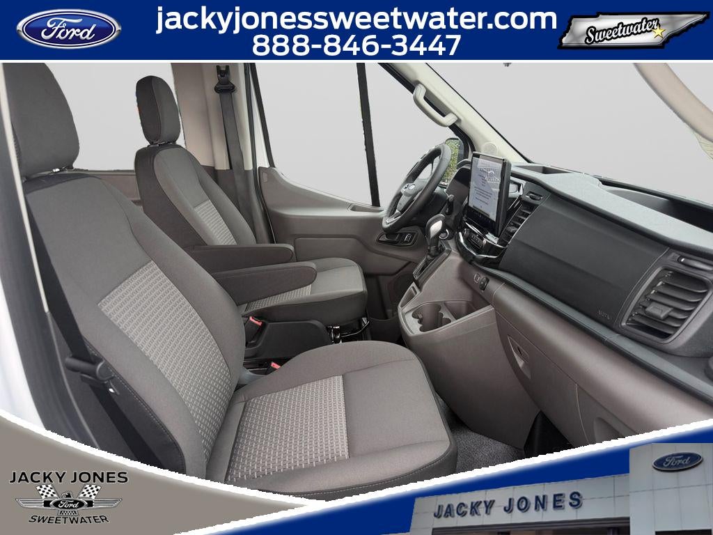 2026 Ford Transit Wagon XLT