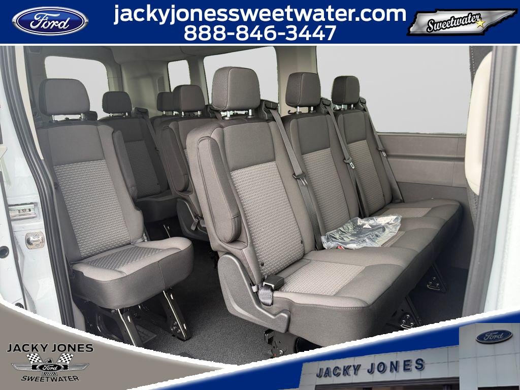 2026 Ford Transit Wagon XLT