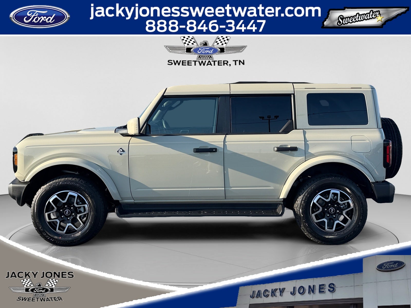 2026 Ford Bronco Outer Banks