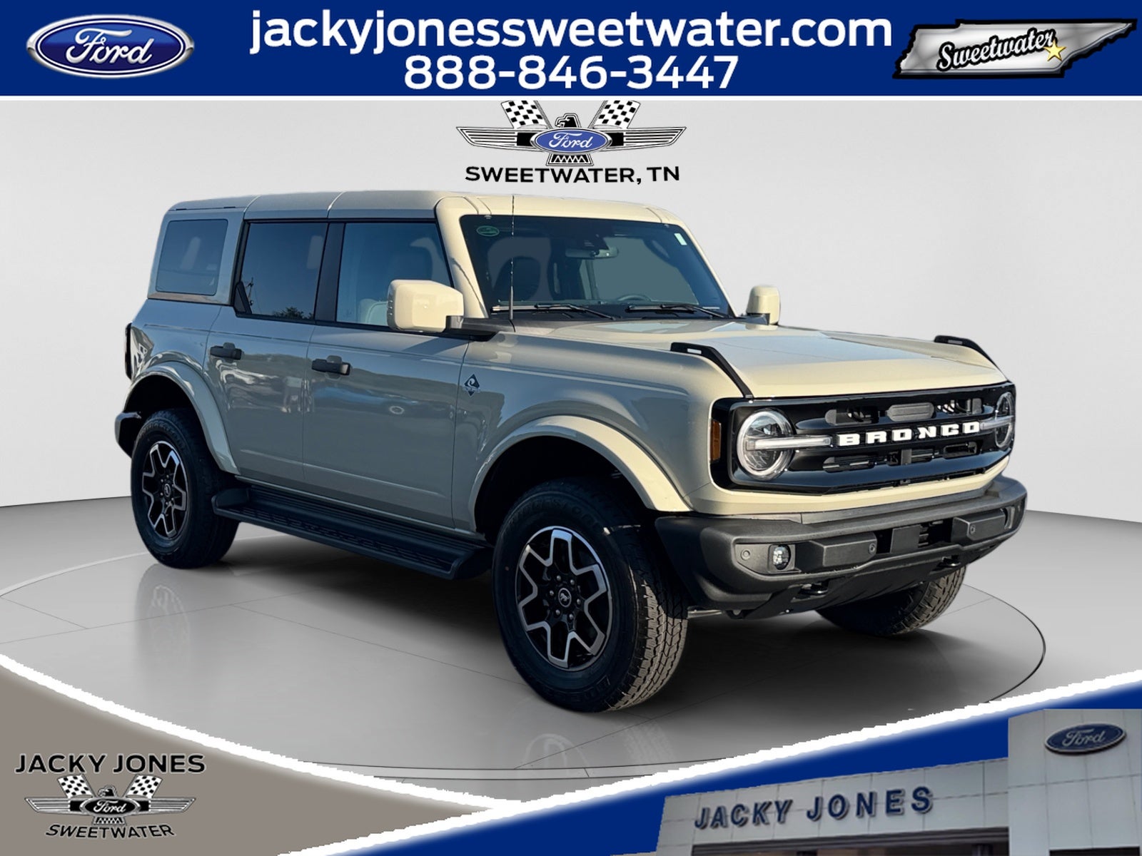 2026 Ford Bronco Outer Banks