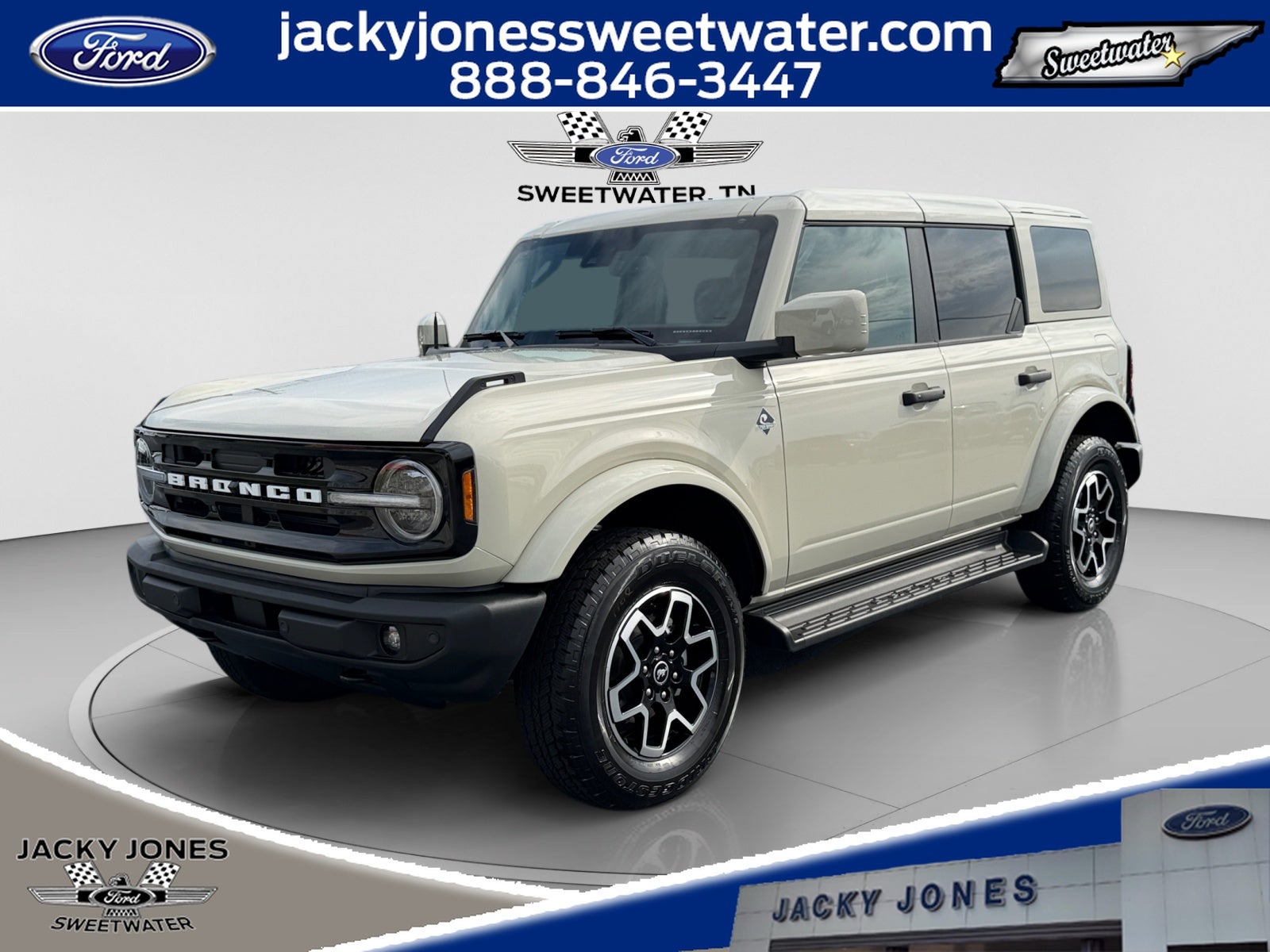 2026 Ford Bronco Outer Banks