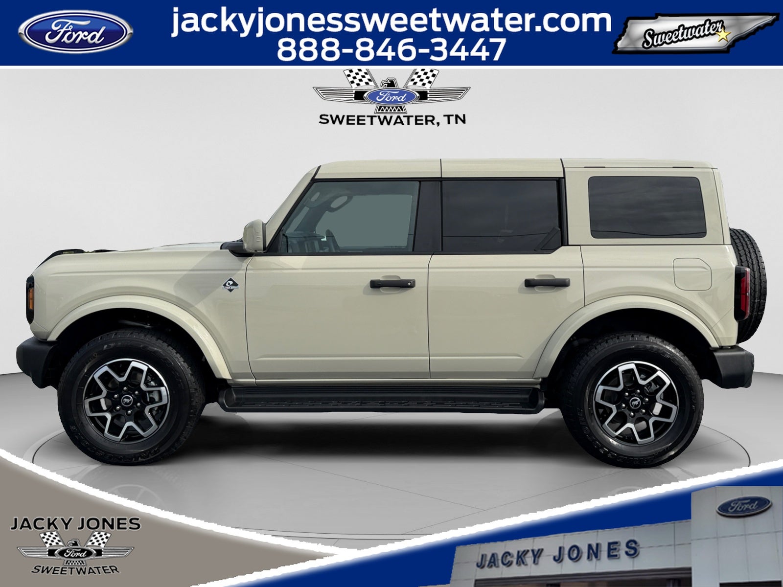 2026 Ford Bronco Outer Banks