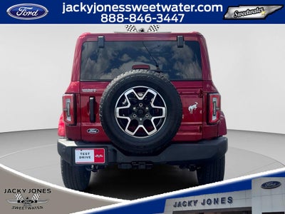 2026 Ford Bronco Outer Banks