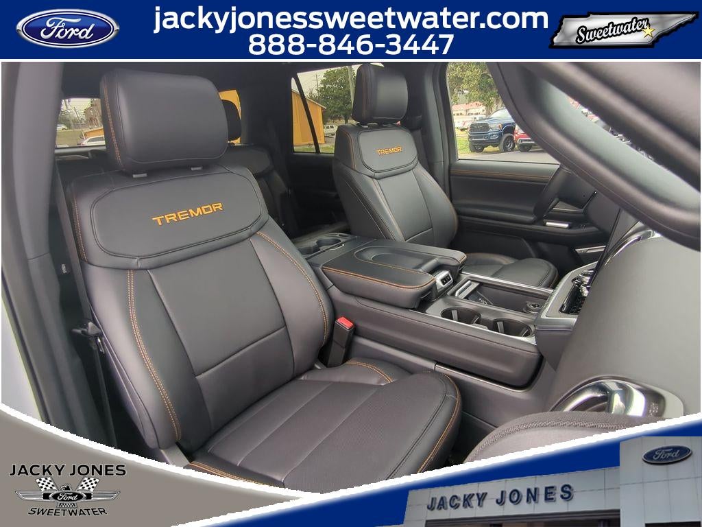 2025 Ford Expedition Tremor