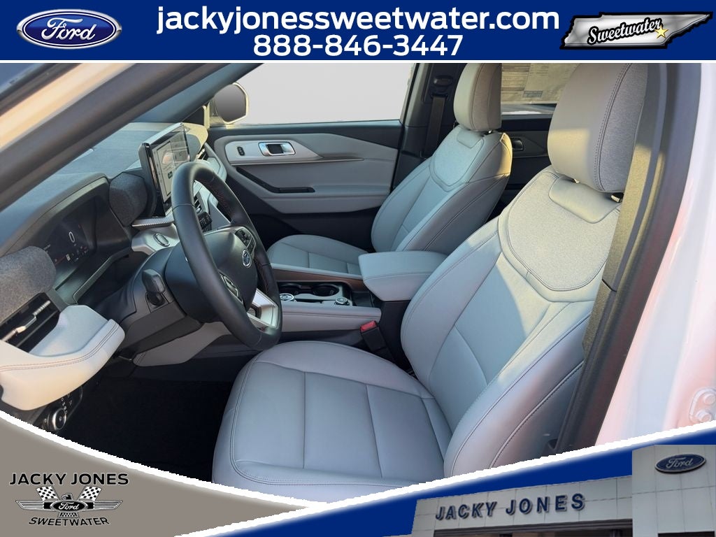 2027 Ford Explorer Active w/200A Pkg