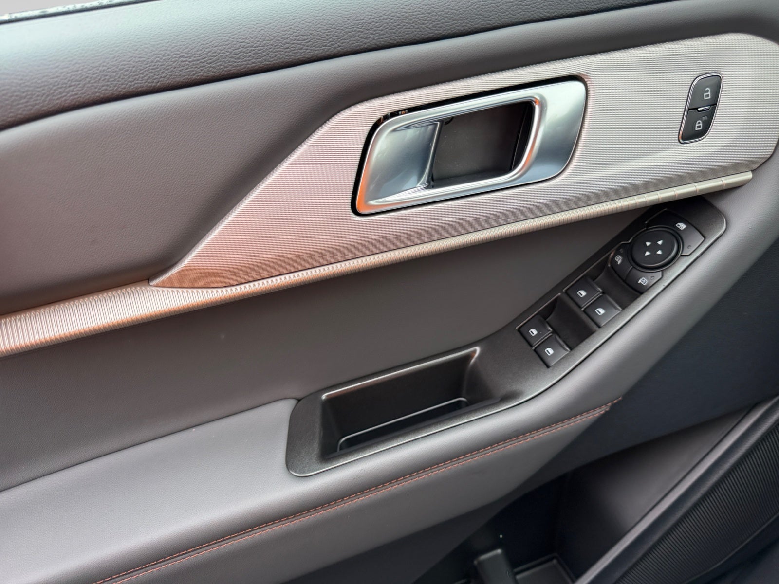 2027 Ford Explorer Active Upcoming Demo