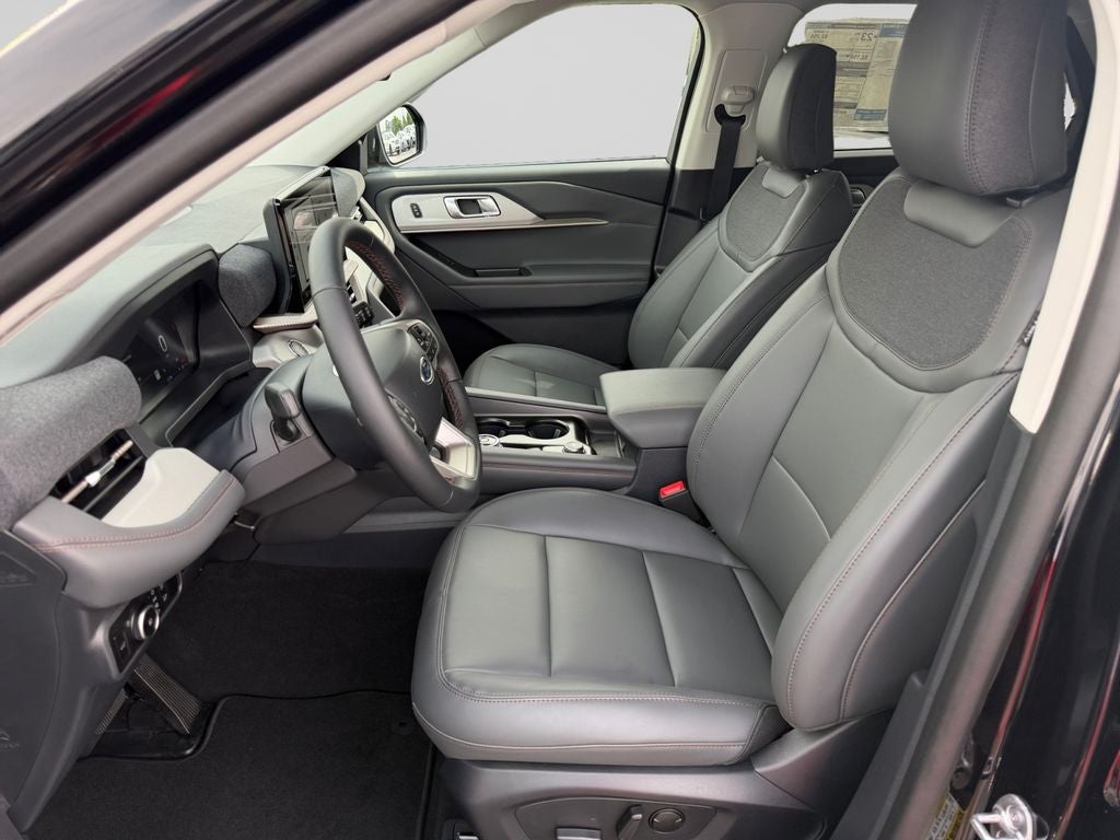 2026 Ford Explorer Active-Upcoming Demo