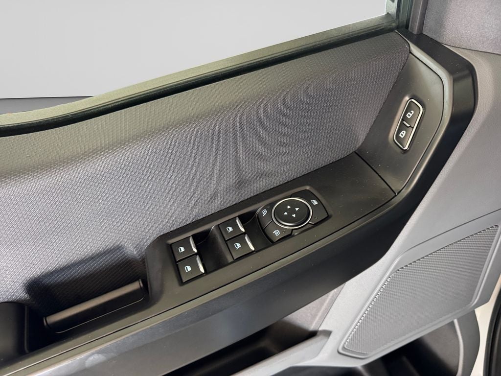 2023 Ford F-150 Lightning Pro