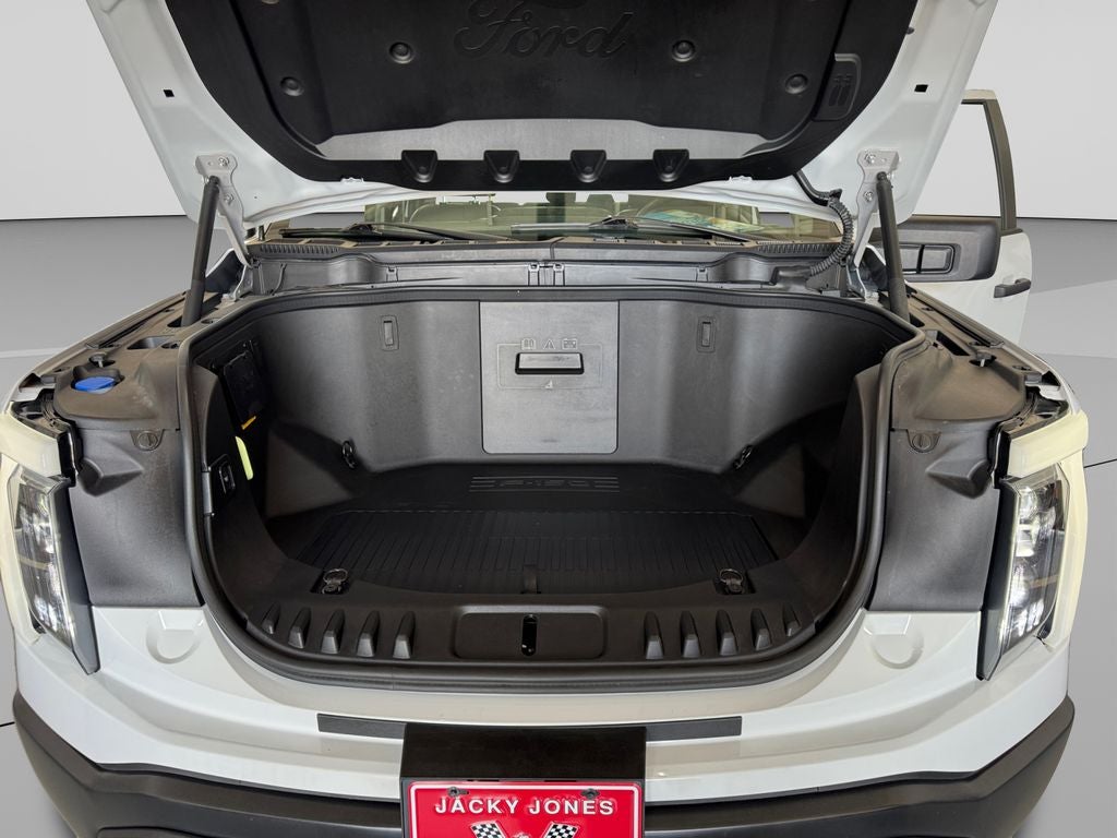 2023 Ford F-150 Lightning Pro