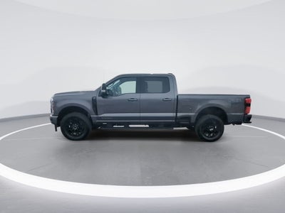 2025 Ford F-350 LARIAT