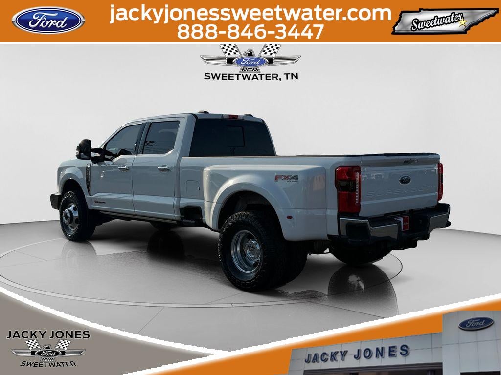 2023 Ford F-350 LARIAT