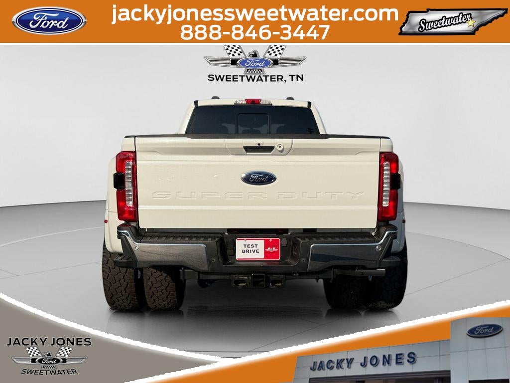 2023 Ford F-350 LARIAT