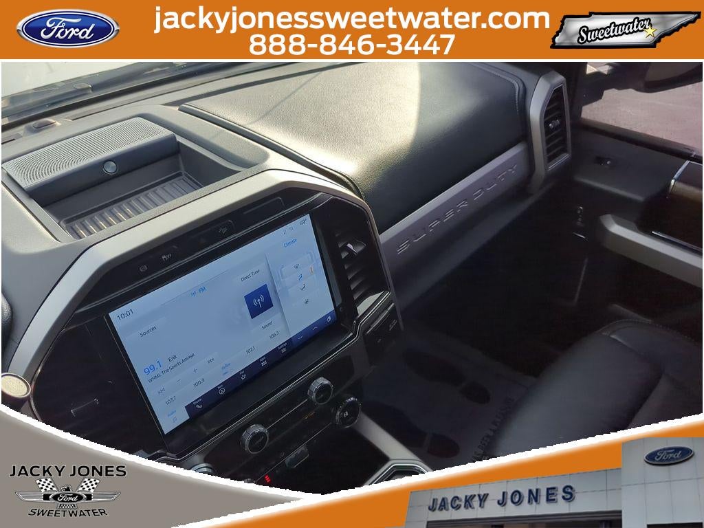 2022 Ford F-350 LARIAT