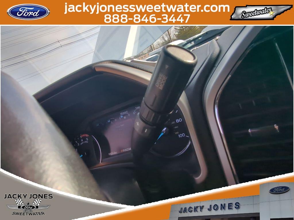 2022 Ford F-350 LARIAT