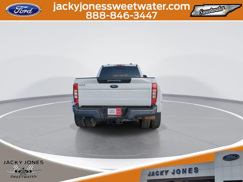 2022 Ford F-350 LARIAT