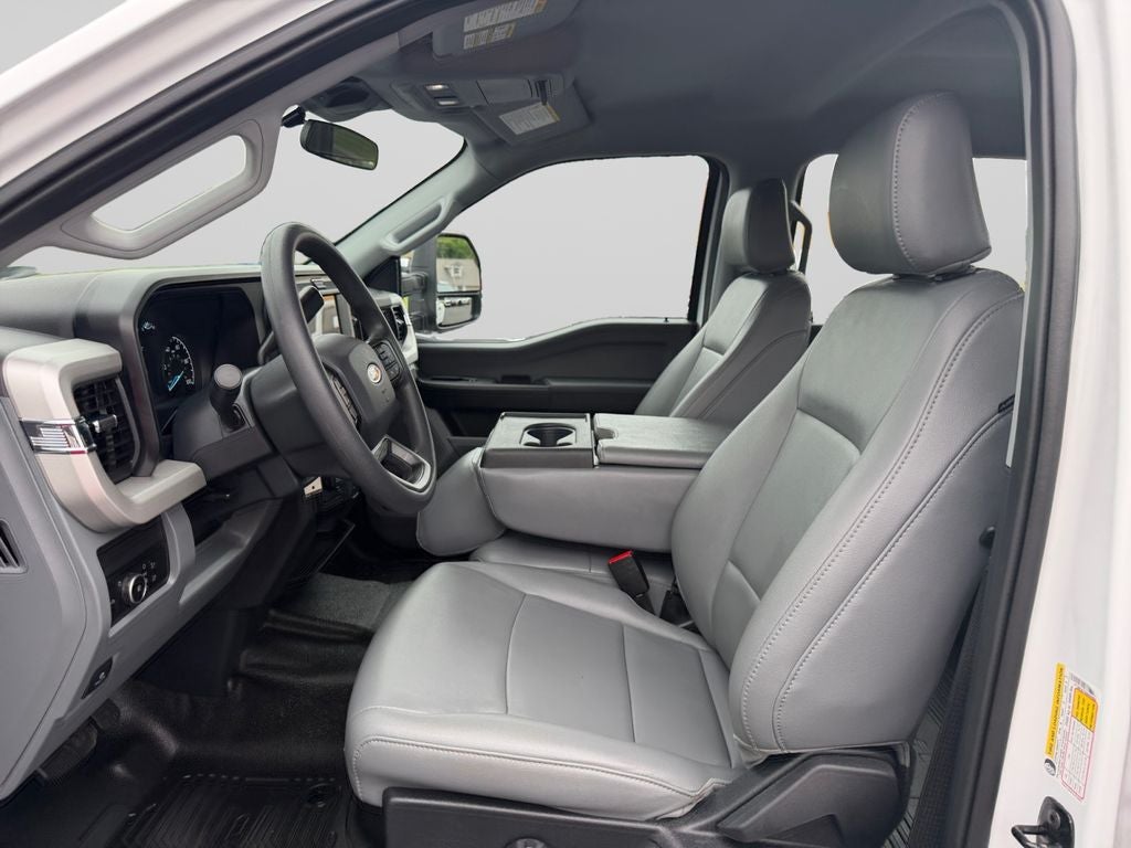 2025 Ford F-350 XL