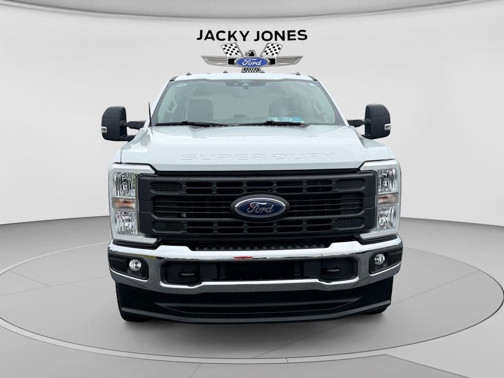 2025 Ford F-350 XL