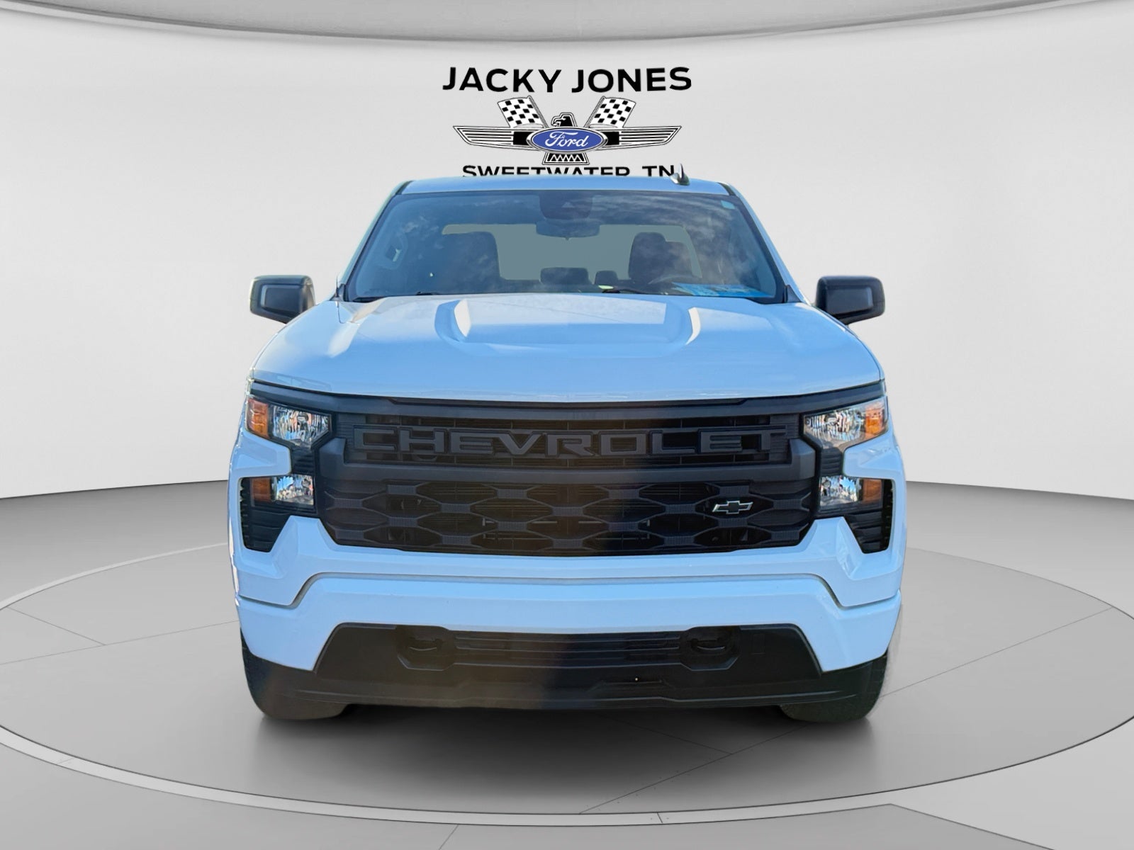 2024 Chevrolet Silverado Custom