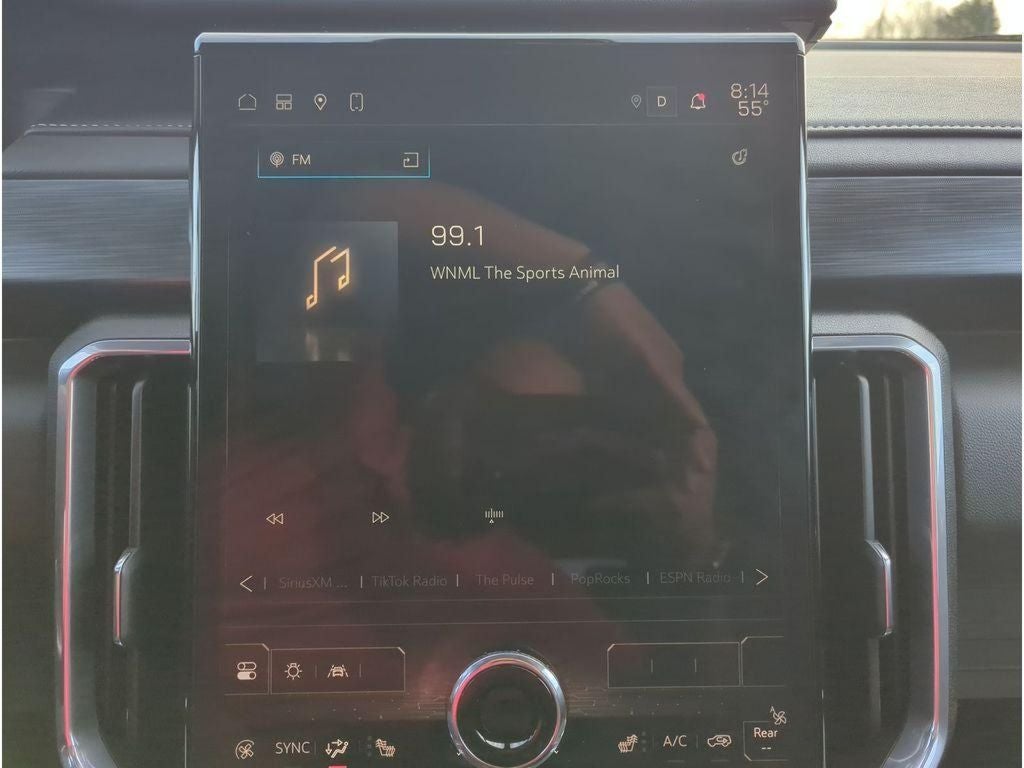 2025 GMC Acadia FWD Elevation