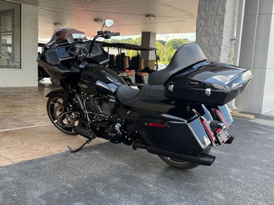 2025 Harley-Davidson FLTRX Base