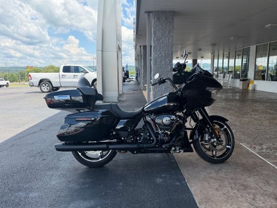 2025 Harley-Davidson FLTRX Base