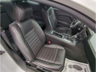 2014 Ford Mustang V6 Premium