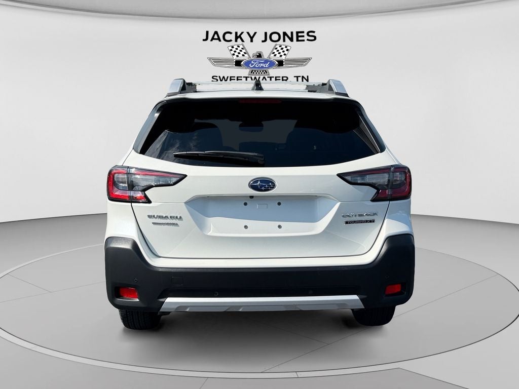 2024 Subaru Outback Touring XT