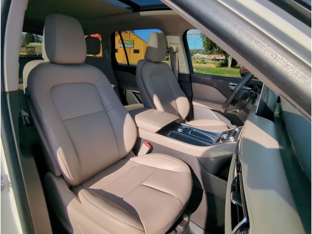 2022 Lincoln Aviator Standard