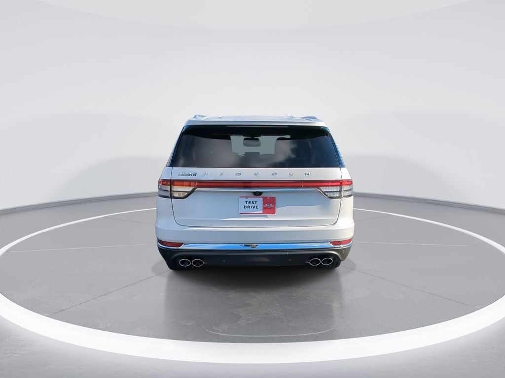 2022 Lincoln Aviator Standard