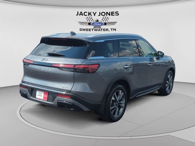 2023 INFINITI QX60 LUXE